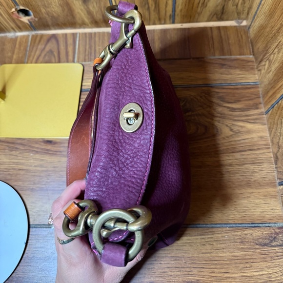 Coach Vintage Chelsea Nubuc Pink and Purple Leather Shoulder Bag - Picture 6 of 9